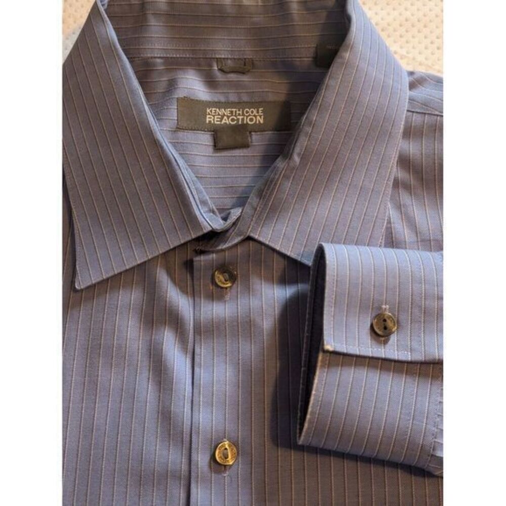 Kenneth Cole Reaction Men's Blue Pin Stripe XL Long Sleeve Button Up Shirt